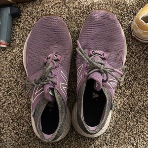 New Balance Purple Athletic Shoes with Breathable Knit Design